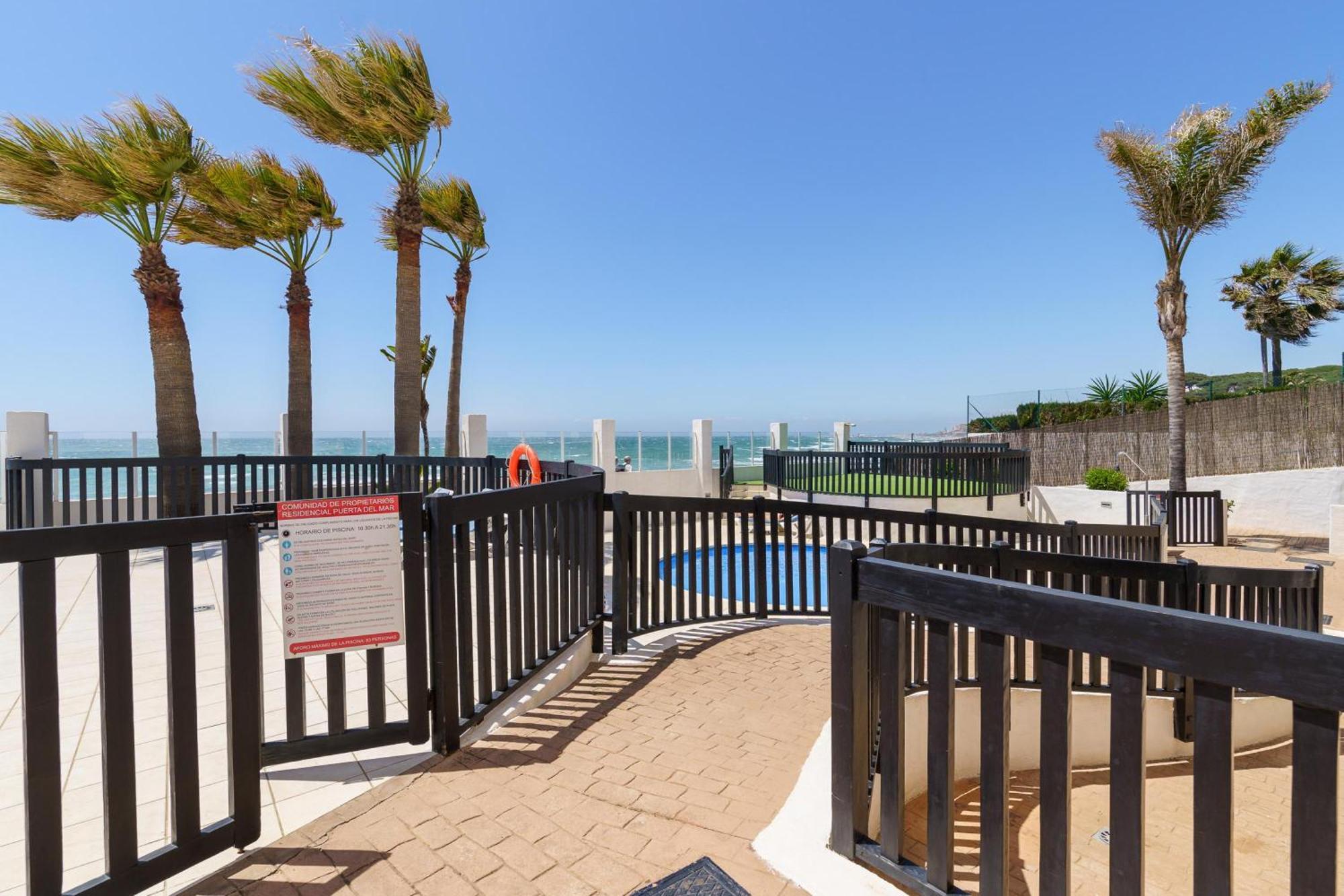 Puerta Del Mar Penthouse Beachfront - Happy Rentals Ситио-де-Калаонда Экстерьер фото